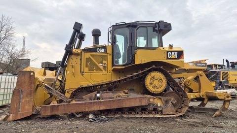 Бульдозер CATERPILLAR D6R2