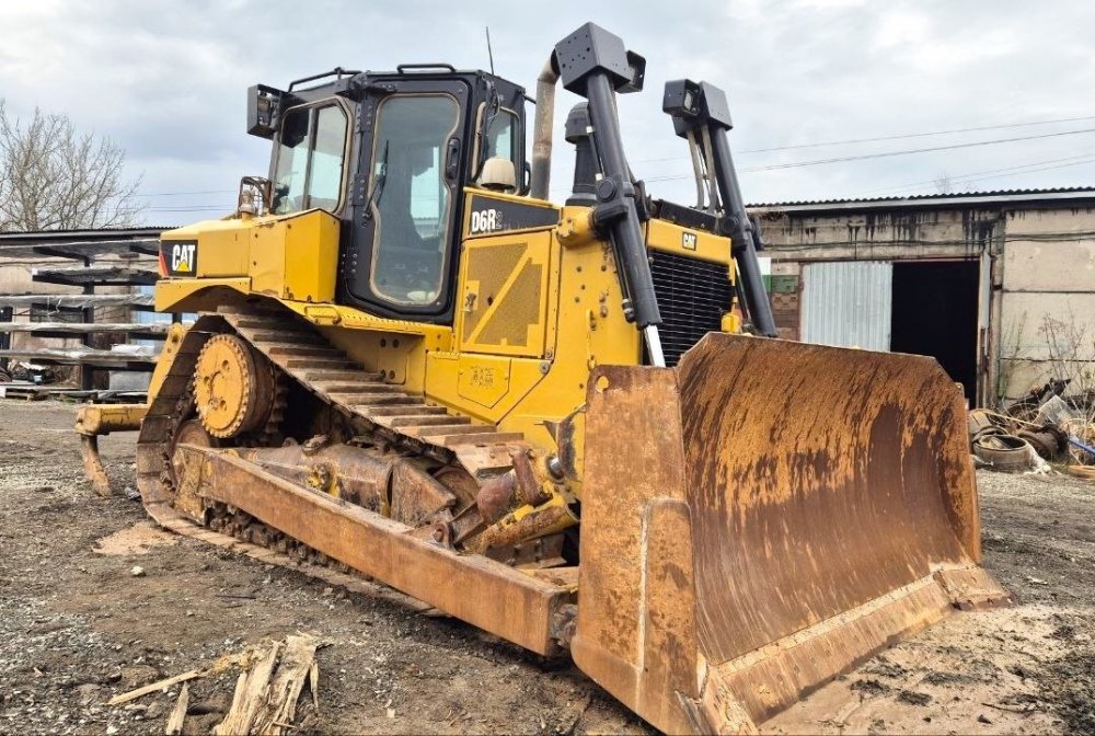 Бульдозер CATERPILLAR D6R2