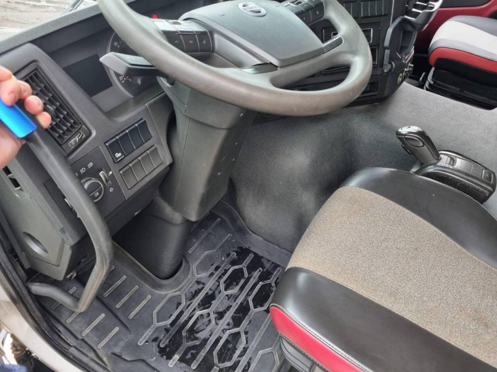 Самоскид VOLVO FMX420 (6×4) Євро-5 — фото 10